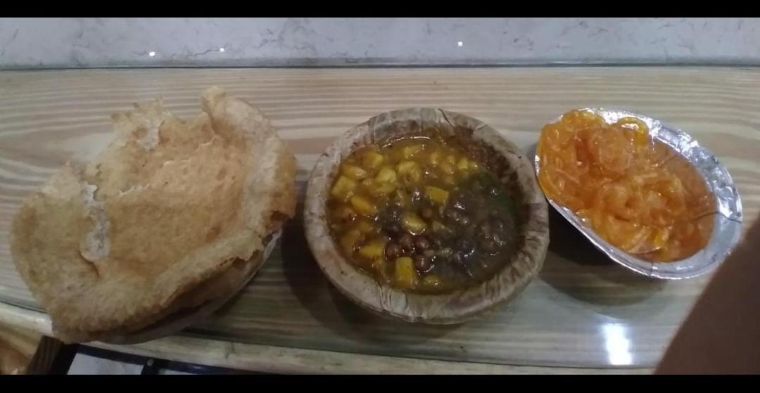Madhuri Guest House Varanasi Eksteriør billede