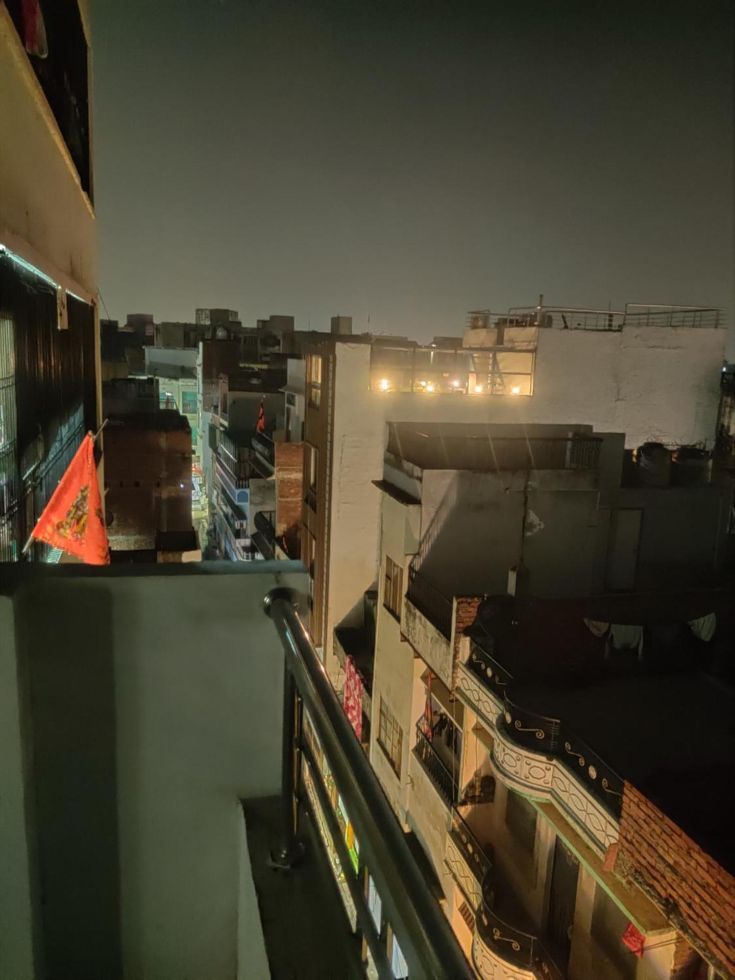 Madhuri Guest House Varanasi Eksteriør billede
